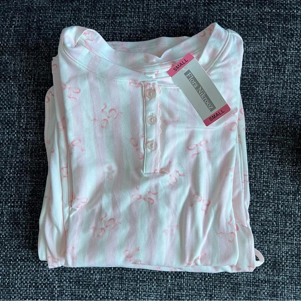NWT Flora Nikrooz 2-Piece Pink Bows Pajama Set - Picture 13 of 15